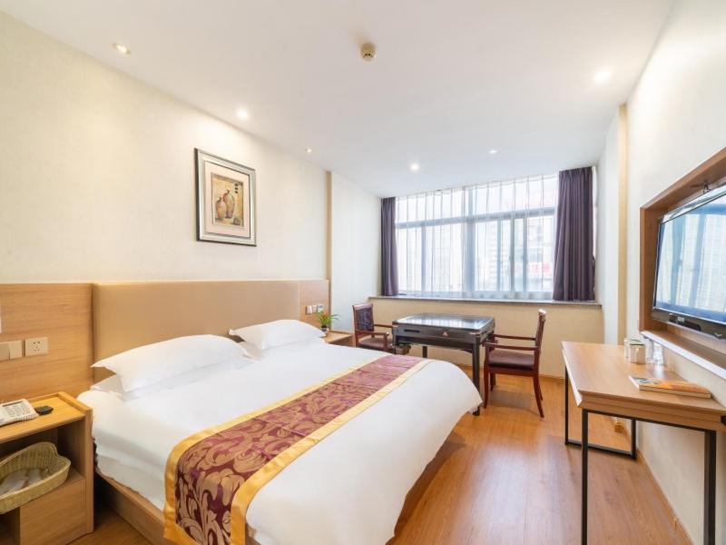 Greentree Inn Yiwu International Trade City Hotel Екстер'єр фото