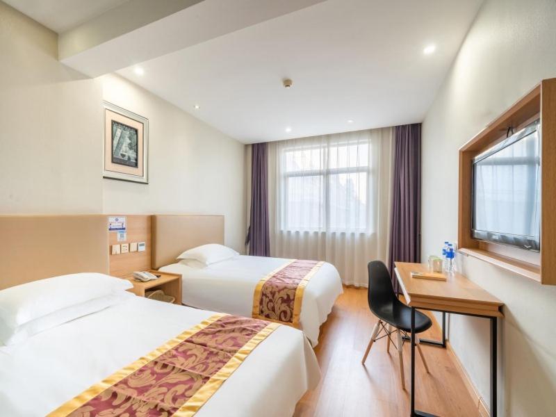 Greentree Inn Yiwu International Trade City Hotel Екстер'єр фото