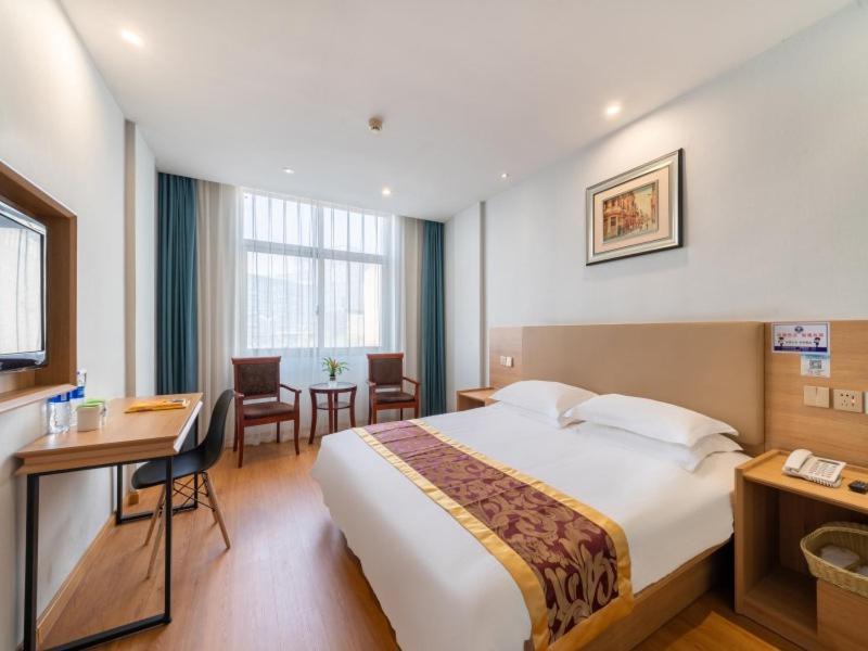 Greentree Inn Yiwu International Trade City Hotel Екстер'єр фото