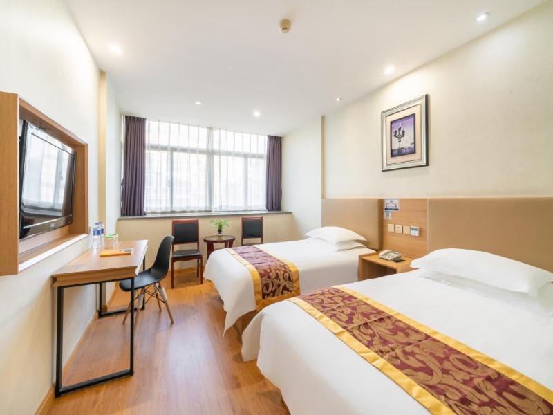 Greentree Inn Yiwu International Trade City Hotel Екстер'єр фото
