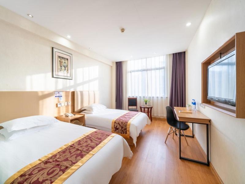 Greentree Inn Yiwu International Trade City Hotel Екстер'єр фото