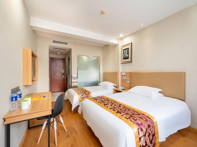 Greentree Inn Yiwu International Trade City Hotel Екстер'єр фото