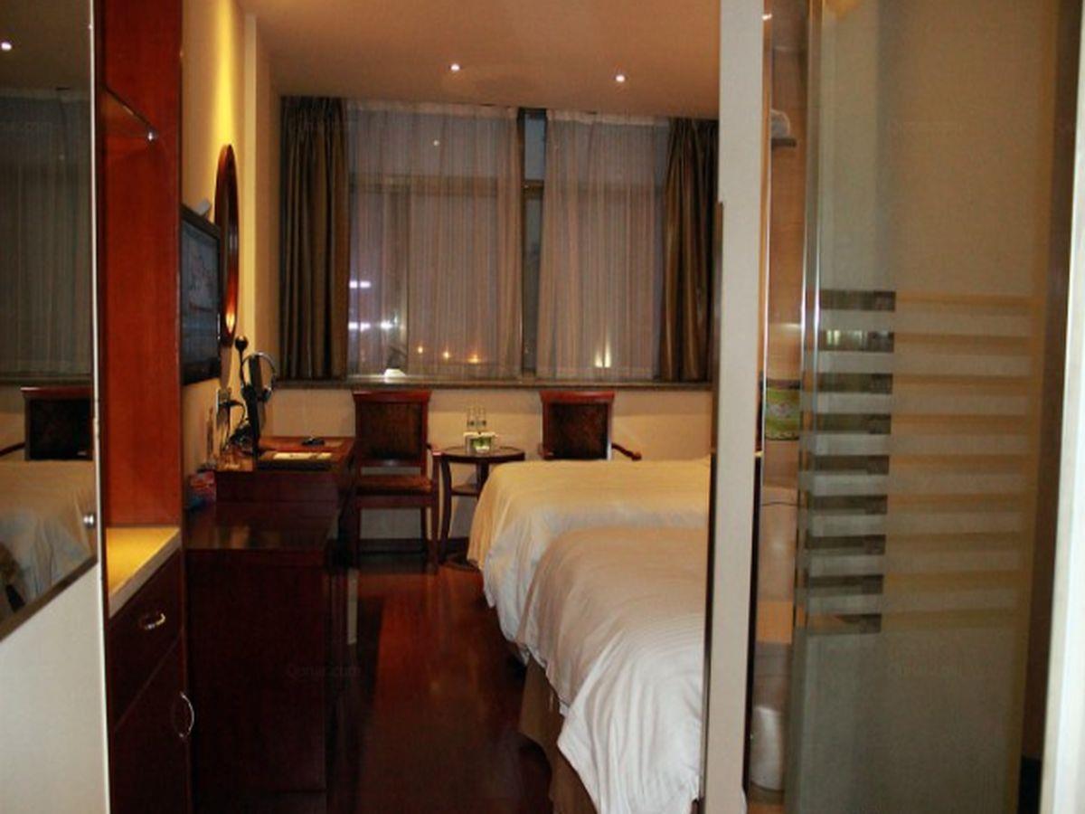 Greentree Inn Yiwu International Trade City Hotel Екстер'єр фото