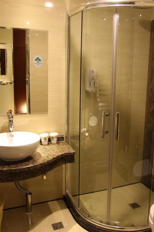 Greentree Inn Yiwu International Trade City Hotel Екстер'єр фото