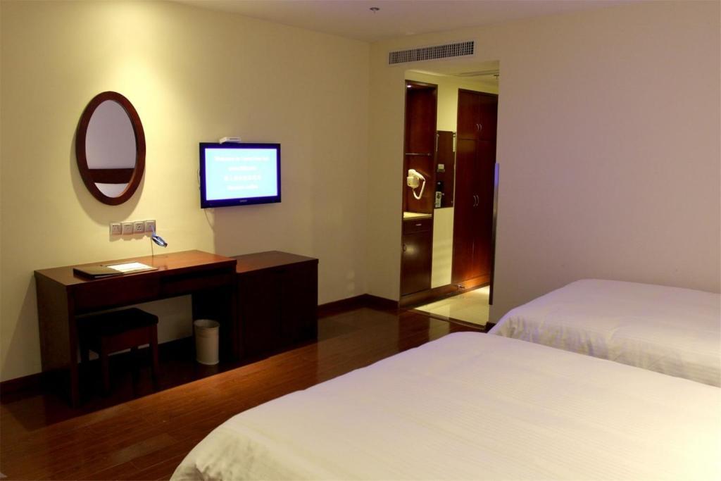 Greentree Inn Yiwu International Trade City Hotel Номер фото